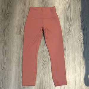 Lululemon Wunder Train HR Crop 23” Briar Rose Size 4